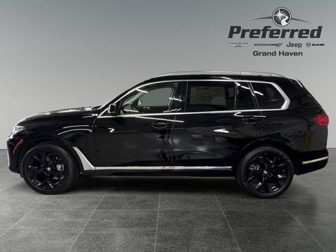 Used 2020 BMW X7 xDrive40i w/ Premium Package AWD/4WD image 10