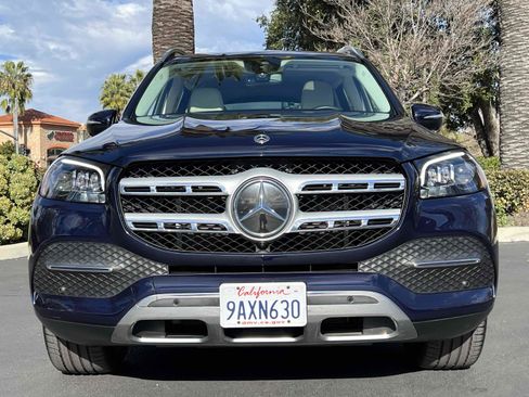 Used 2022 Mercedes-Benz GLS 450 4MATIC SUV - WARMTH & COMFORT image 21