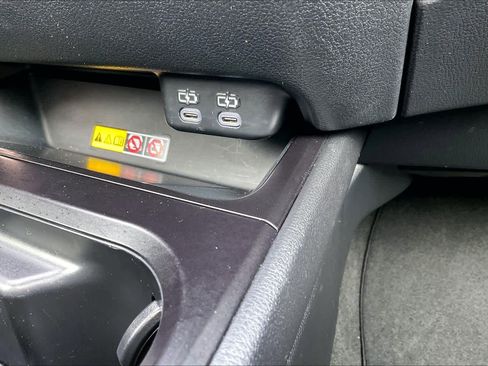 Used 2024 Lexus UX 250h F Sport image 36