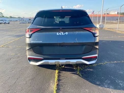 Used 2025 Kia Sportage EX FWD image 7