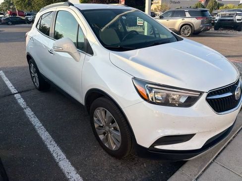 Used 2018 Buick Encore Preferred FWD image 2
