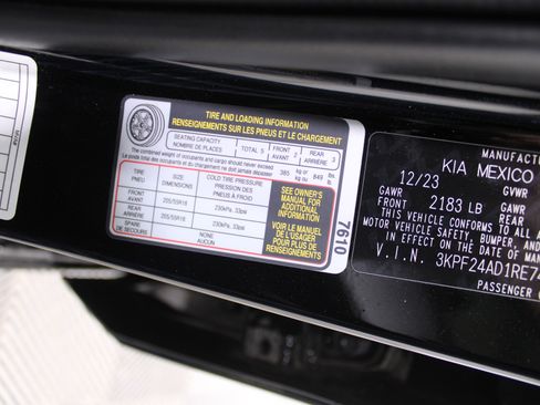 Used 2024 Kia Forte LXS image 32