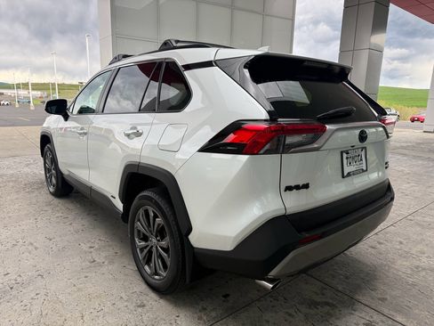 Used 2023 Toyota RAV4 Limited w/ Limited Grade Weather Package AWD/4WD image 6