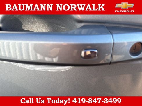 Used 2025 GMC Sierra 1500 Elevation w/ Preferred Package image 4