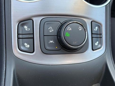 Used 2022 GMC Terrain AT4 w/ Infotainment Package II image 13