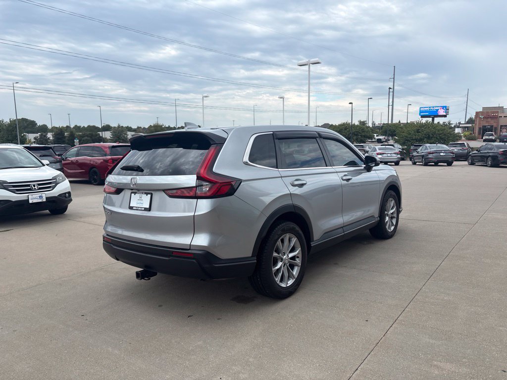 Certified 2025 Honda CR-V EX image 5