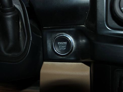 Used 2024 Ford F250 Lariat w/ Lariat Ultimate Package image 13