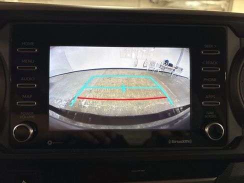 Used 2021 Toyota Tacoma SR AWD/4WD image 18