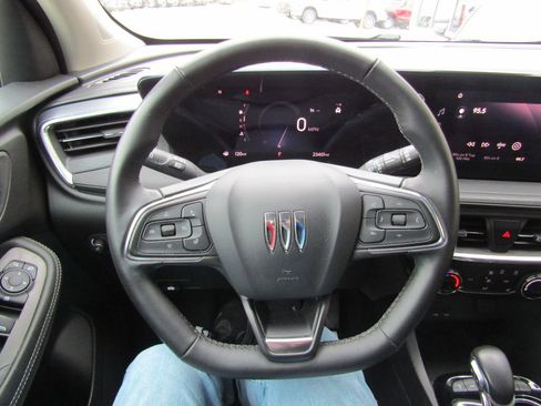 Used 2024 Buick Encore GX Sport Touring w/ Comfort Package image 8