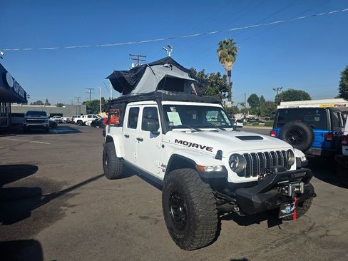 Used 2023 Jeep Gladiator Mojave w/ Cold Weather Group AWD/4WD image 55