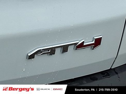 New 2026 GMC Acadia AT4 w/ Luxury Package AWD/4WD image 23
