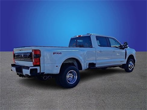 New 2026 Ford F350 Platinum image 3
