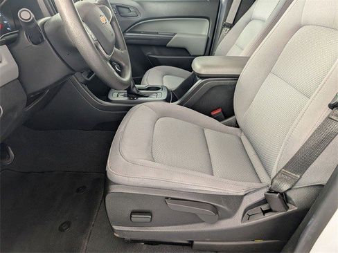 Certified 2022 Chevrolet Colorado W/T w/ WT Convenience Package image 14