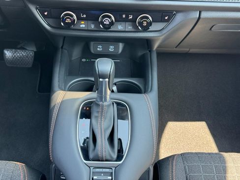 Certified 2026 Honda HR-V Sport image 16