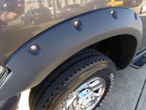 Used 2018 RAM 2500 Tradesman w/ Chrome Appearance Group image 8