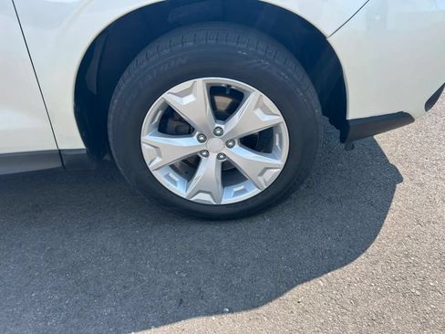 Used 2014 Subaru Forester 2.5i Limited w/ Popular Package #2 AWD/4WD image 5