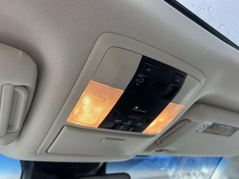 Used 2021 Lexus GX 460 Premium w/ Premium Package image 31