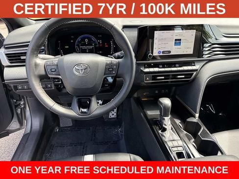Used 2025 Toyota Camry SE FWD image 17