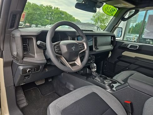 Used 2026 Ford Bronco 2-Door w/ Sasquatch Package AWD/4WD image 33