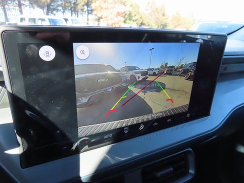 New 2026 Ford Maverick XL image 12