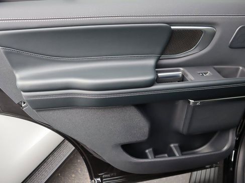 New 2025 Ford Expedition Platinum w/ Stealth Performance Package image 19