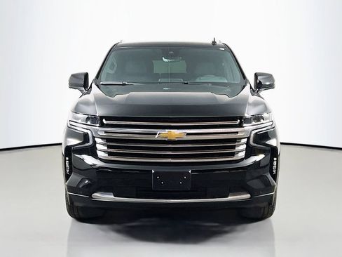 Used 2023 Chevrolet Tahoe High Country AWD/4WD image 2