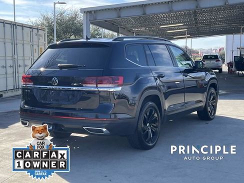 Used 2022 Volkswagen Atlas SE w/ Black Wheel Package image 10