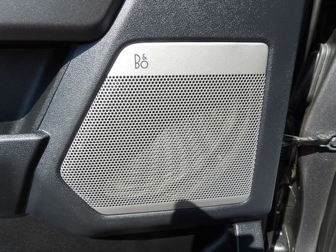 Used 2025 Ford F250 Lariat AWD/4WD image 16