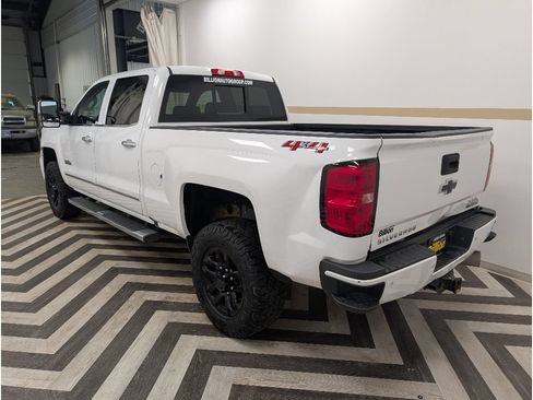 Used 2019 Chevrolet Silverado 2500 High Country w/ Duramax Plus Package AWD/4WD image 25