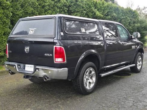 Used 2015 RAM 1500 Laramie w/ Convenience Group AWD/4WD image 8
