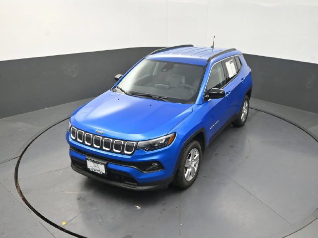 Used 2022 Jeep Compass Latitude AWD/4WD image 13