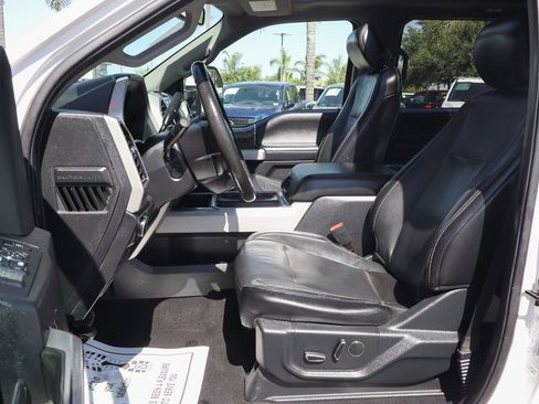 Used 2019 Ford F450 Lariat w/ Lariat Ultimate Package image 18