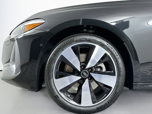 New 2025 Audi A5 2.0T Premium image 11