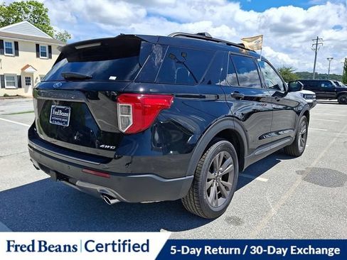 Certified 2023 Ford Explorer XLT w/ Equipment Group 202A AWD/4WD image 11