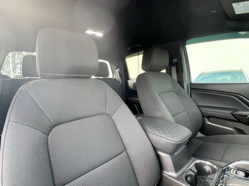 Used 2023 GMC Canyon Elevation w/ Convenience Package image 7