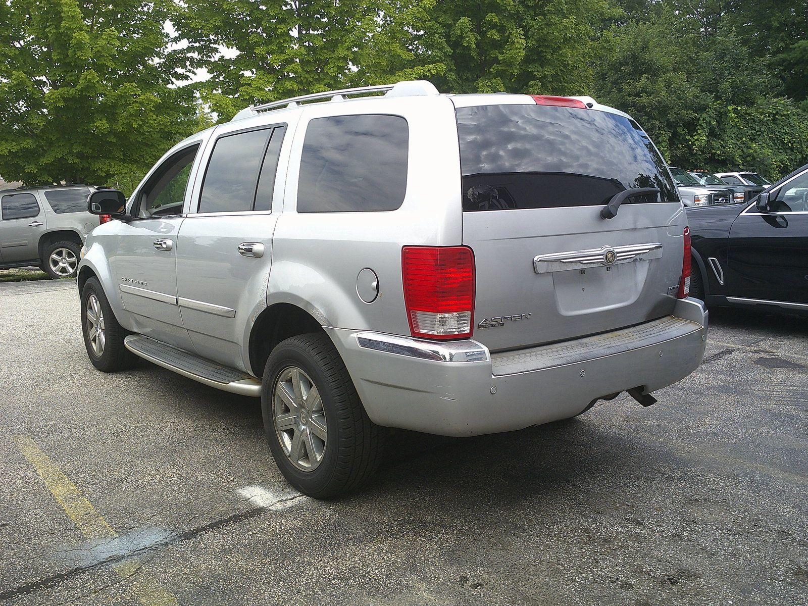Used 2008 Chrysler Aspen Limited w/ Popular Equipment Group AWD/4WD image 7