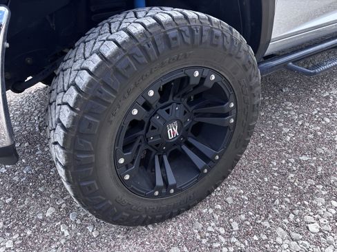 Used 2018 RAM 2500 Tradesman w/ Chrome Appearance Group AWD/4WD image 10