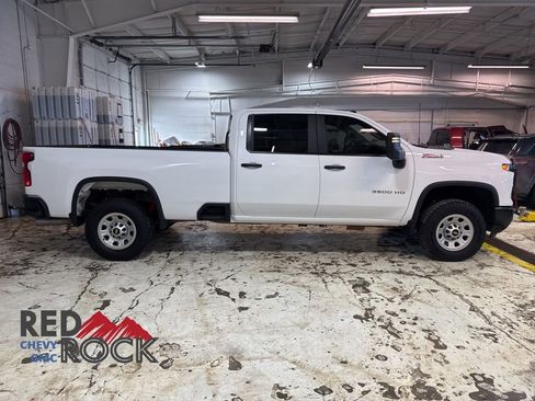 Used 2024 Chevrolet Silverado 3500 W/T image 4