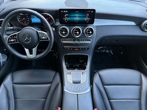 Used 2022 Mercedes-Benz GLC 300 image 12