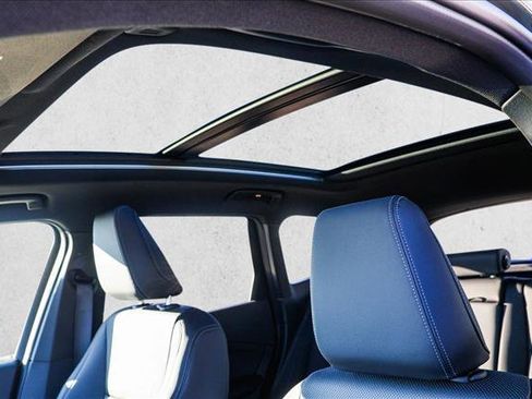 Certified 2025 BMW X1 xDrive28i w/ Convenience Package image 11