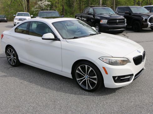 Used 2017 BMW 230i Coupe RWD image 10