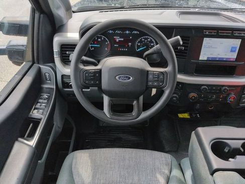 Certified 2024 Ford F450 XLT w/ 360-Degree Camera Package AWD/4WD image 16