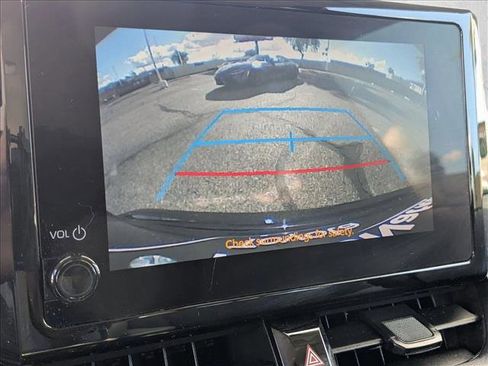 Used 2023 Toyota Corolla LE image 13