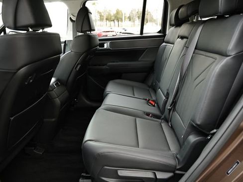 Used 2025 Hyundai Santa Fe XRT image 24