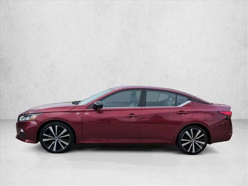 Used 2020 Nissan Altima 2.5 SR FWD image 5