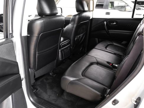 Used 2021 Nissan Armada SV AWD/4WD image 40