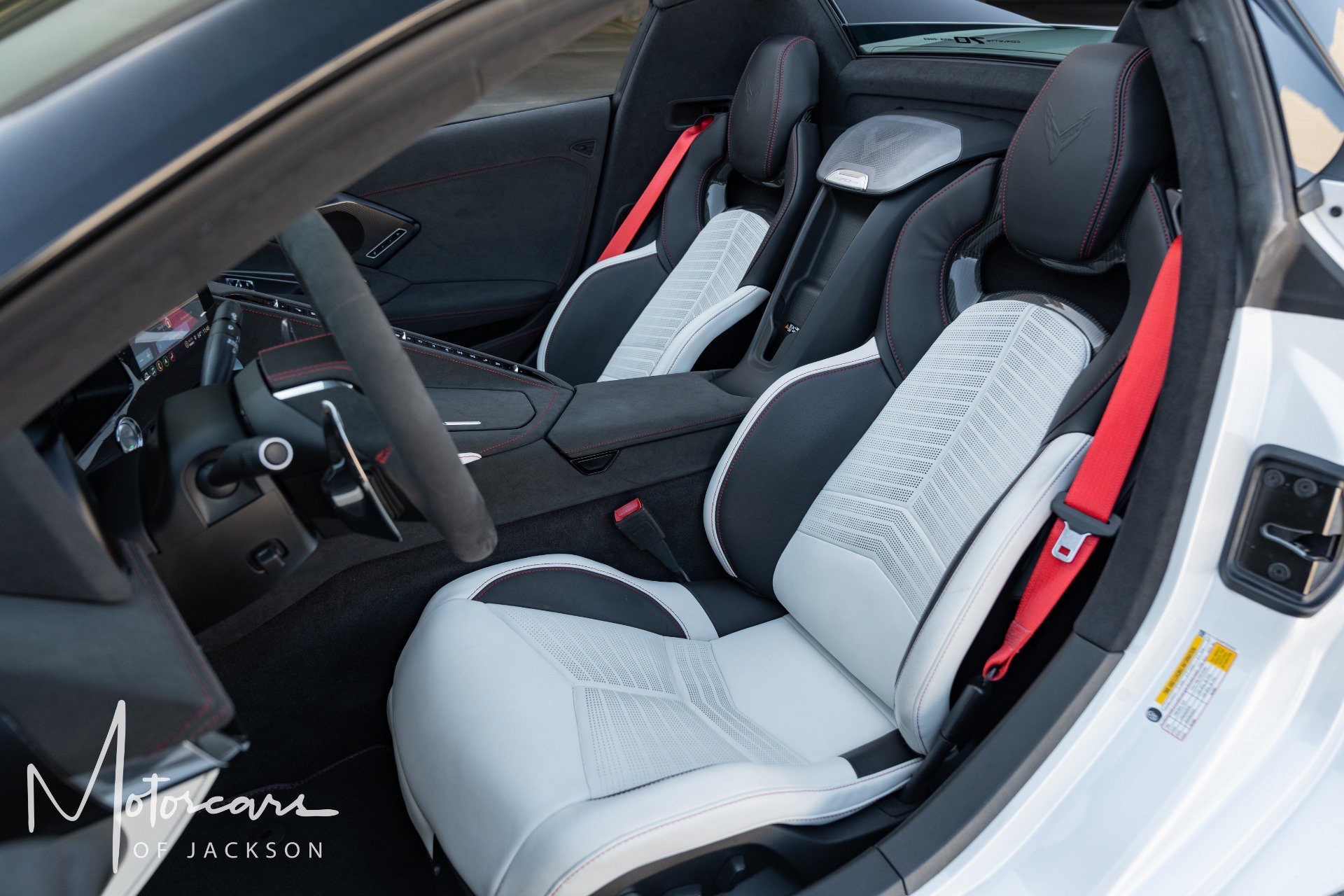 Used 2023 Chevrolet Corvette Stingray Premium Conv w/ Z51 Performance Package RWD image 16