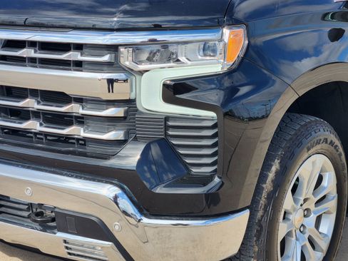 Used 2024 Chevrolet Silverado 1500 LTZ image 9