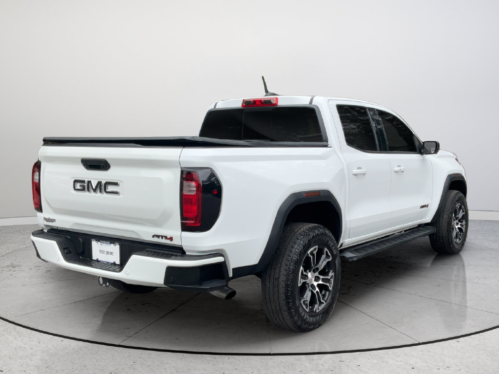 Used 2024 GMC Canyon AT4 w/ AT4 Premium Package AWD/4WD image 6