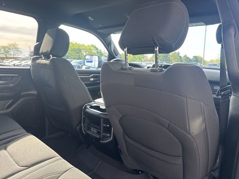 Used 2023 RAM 1500 Big Horn AWD/4WD image 29